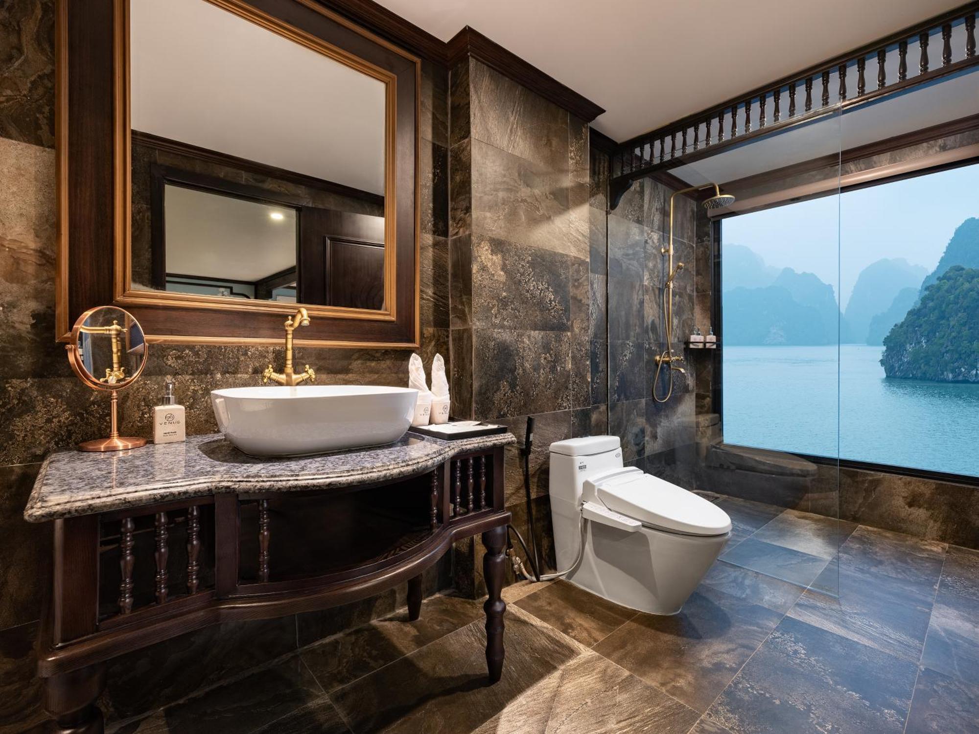 Era Premium Cruises Halong Hotel Ha Long Exterior photo